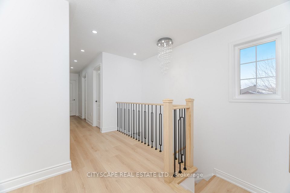 5843 Prairie Circle, Mississauga, ON L5N 6B4 20