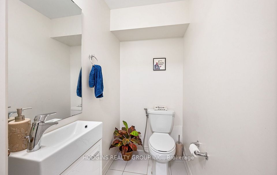 2255 MCNAB Lane 11, Mississauga, ON L5J 0B3 13