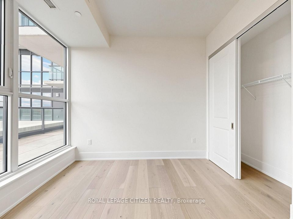 1063 Douglas McCurdy Common 709, Mississauga, ON L5G 0C5 24