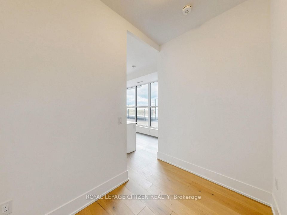 1063 Douglas McCurdy Common 709, Mississauga, ON L5G 0C5 16
