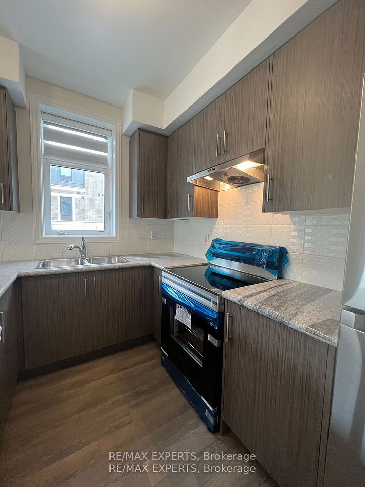 50 Halliford Place 608, Brampton, ON L6P 4R1 7