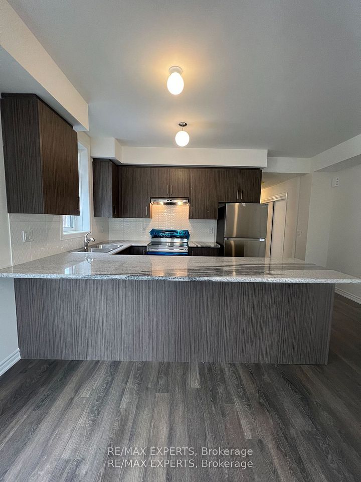 50 Halliford Place 608, Brampton, ON L6P 4R1 11