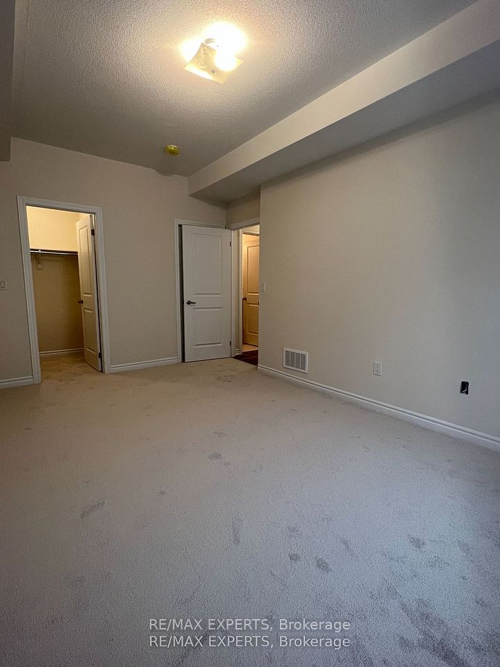 50 Halliford Place 608, Brampton, ON L6P 4R1 17