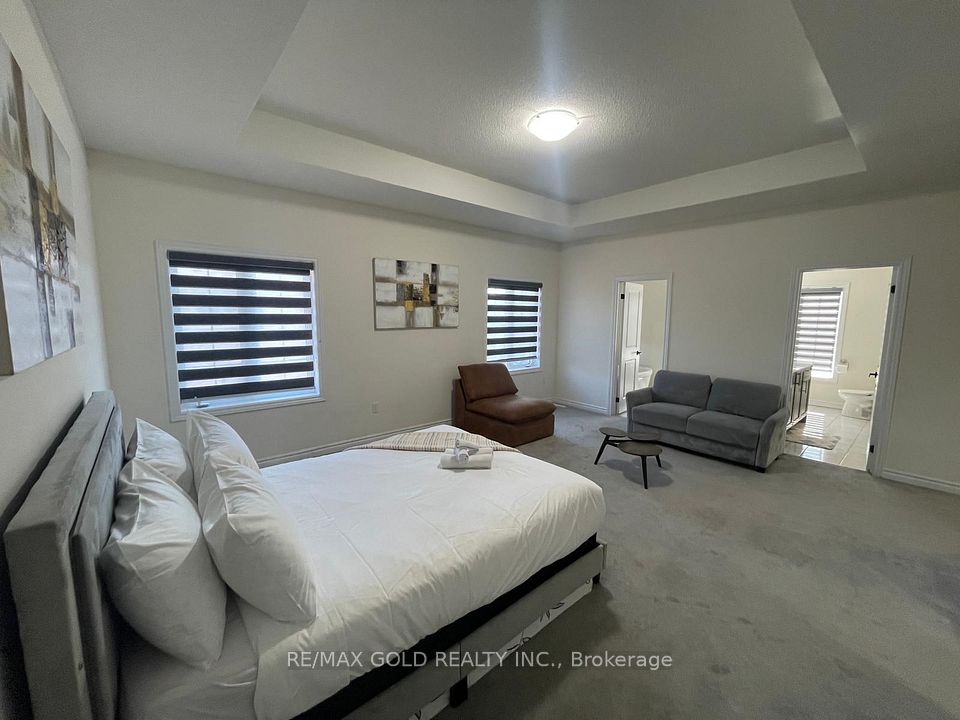 537 Veterans Drive, Brampton, ON L7A 5A6 6