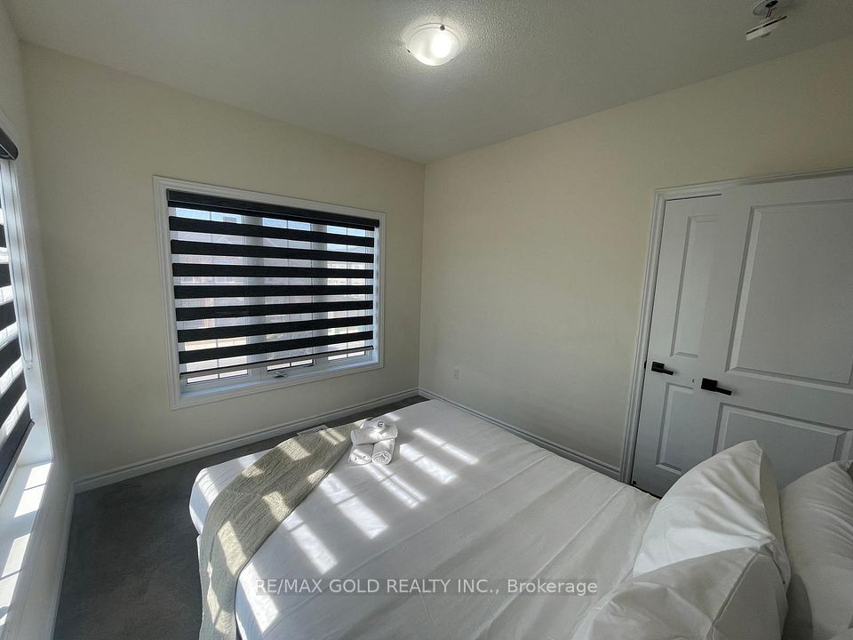 537 Veterans Drive, Brampton, ON L7A 5A6 15