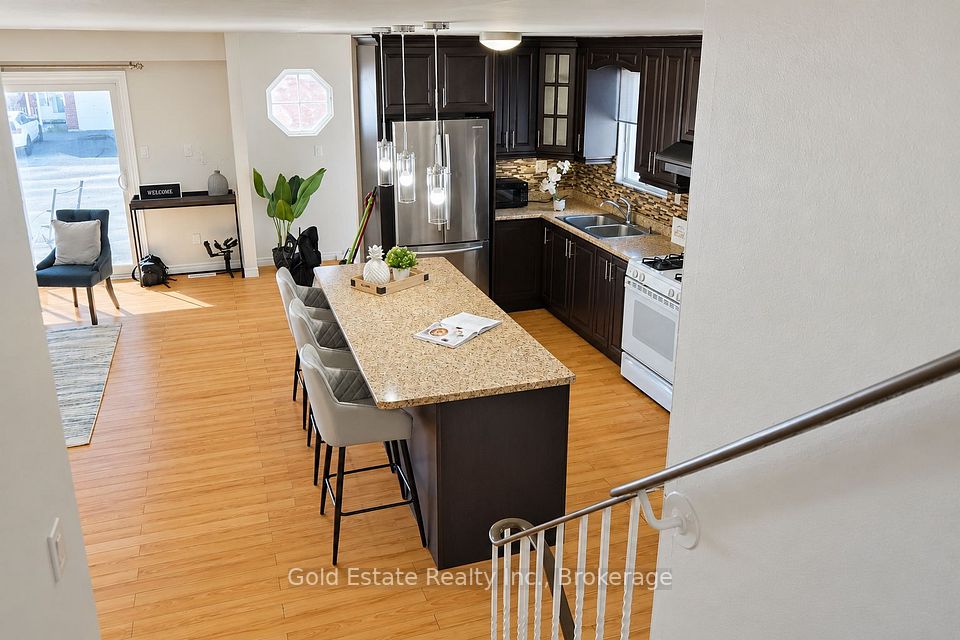 44 Bruce Beer Drive, Brampton, ON L6V 2W7 23
