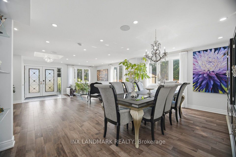 1497 Bancroft Drive, Mississauga, ON L5V 1M3 8