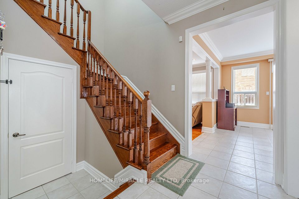 21 Summershade Street, Brampton, ON L6P 2C2 21