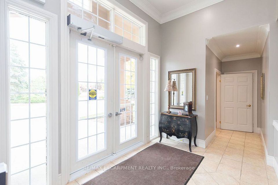 1480 Bishops Gate 207, Oakville, ON L6M 4N4 25