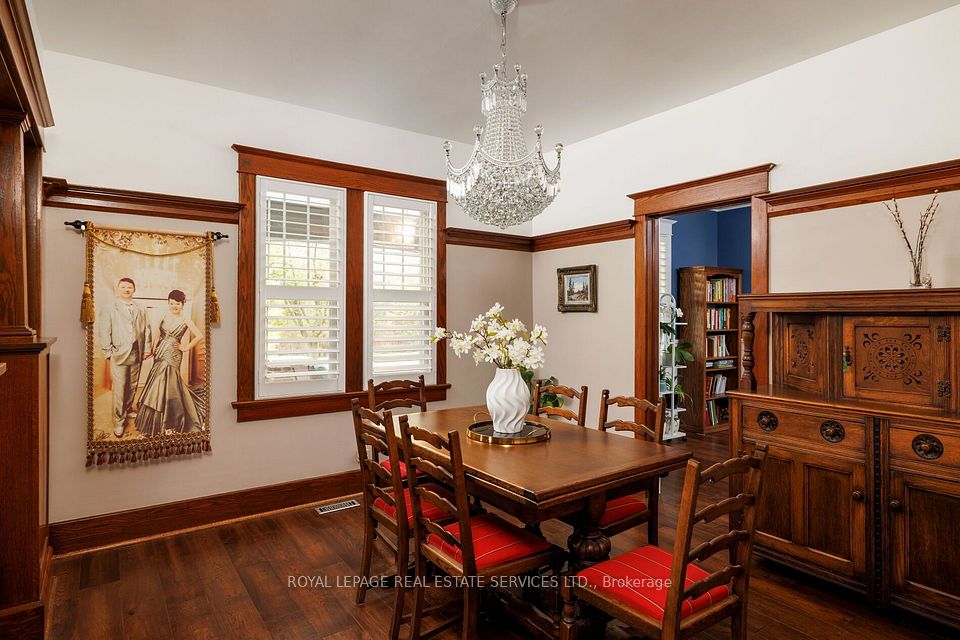1099 Sixth Line, Oakville, ON L6H 1W6 8