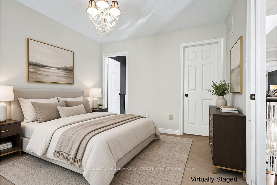 80 Fairwood Place W, Burlington, ON L7T 4B6 23