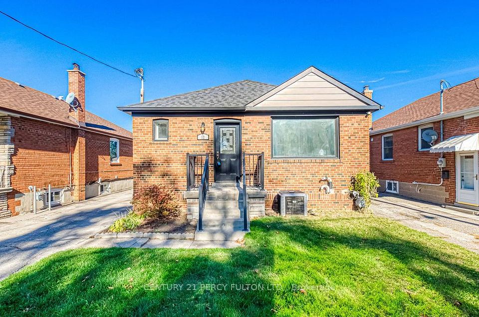Detached at 12 Silvercrest Avenue, Toronto, ON M8W 2S4