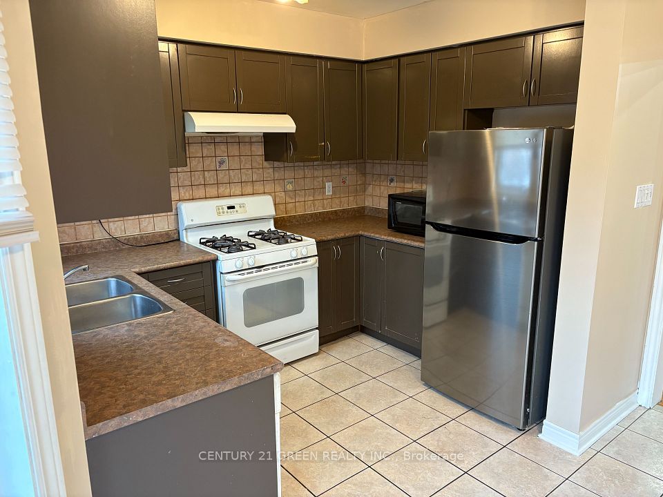 598 Dolly Bird Lane (Upper), Mississauga, ON L5W 1G7 8