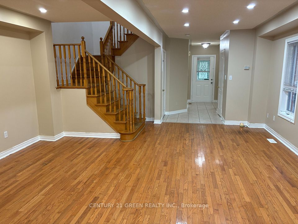 598 Dolly Bird Lane (Upper), Mississauga, ON L5W 1G7 6