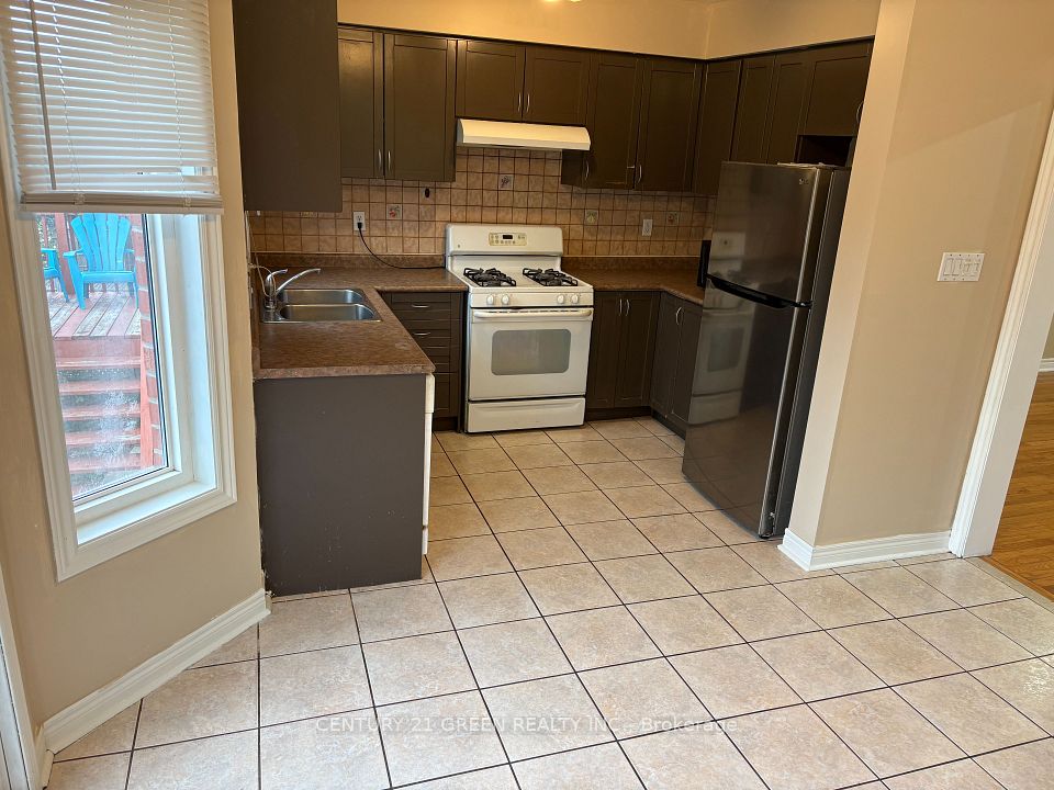 598 Dolly Bird Lane (Upper), Mississauga, ON L5W 1G7 9
