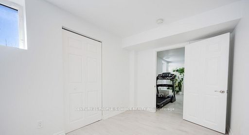 12 Action Drive, Brampton, ON L7A 4X8 9