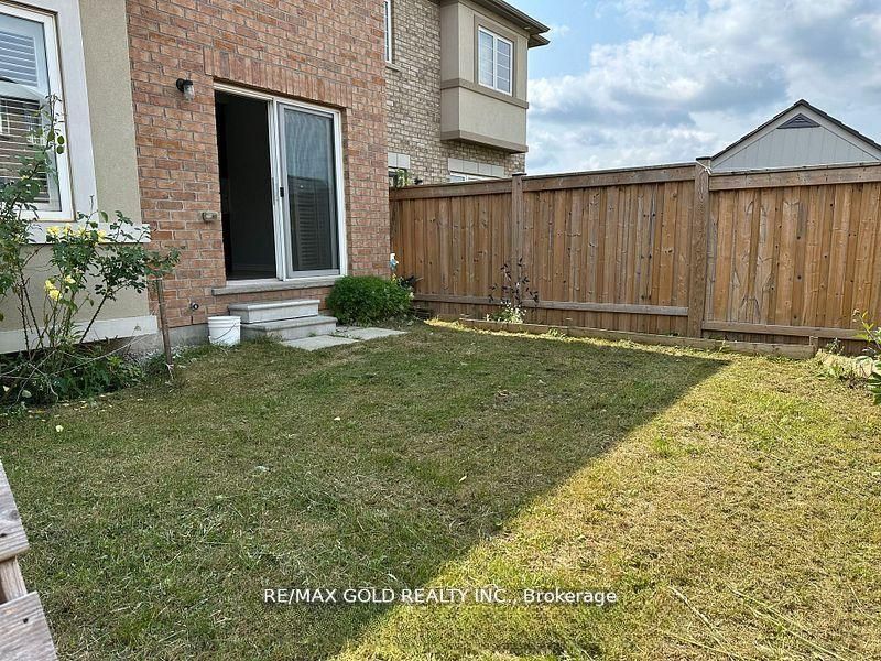 292 Remembrance Drive, Brampton, ON L7A 4J3 24