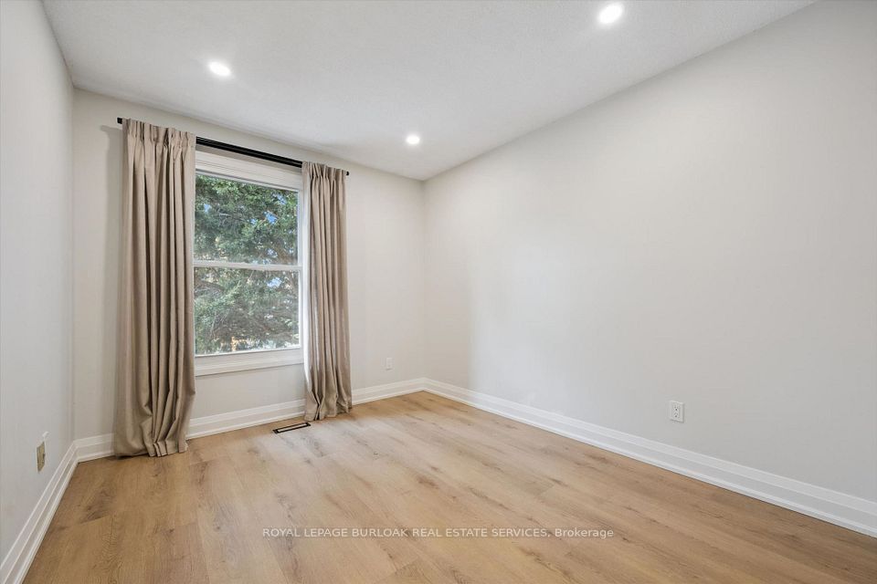 631 Guelph Line, Burlington, ON L7R 3M7 24