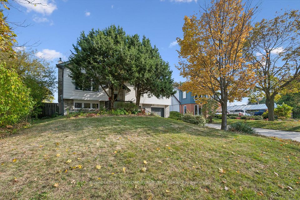 631 Guelph Line, Burlington, ON L7R 3M7 3