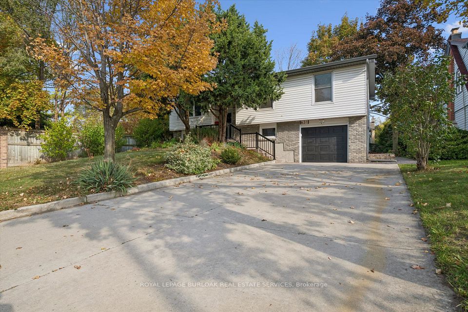 Detached at 631 Guelph Line, Burlington, ON L7R 3M7