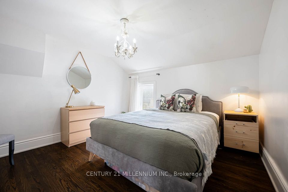 8 William Street, Brampton, ON L6V 1L2 16