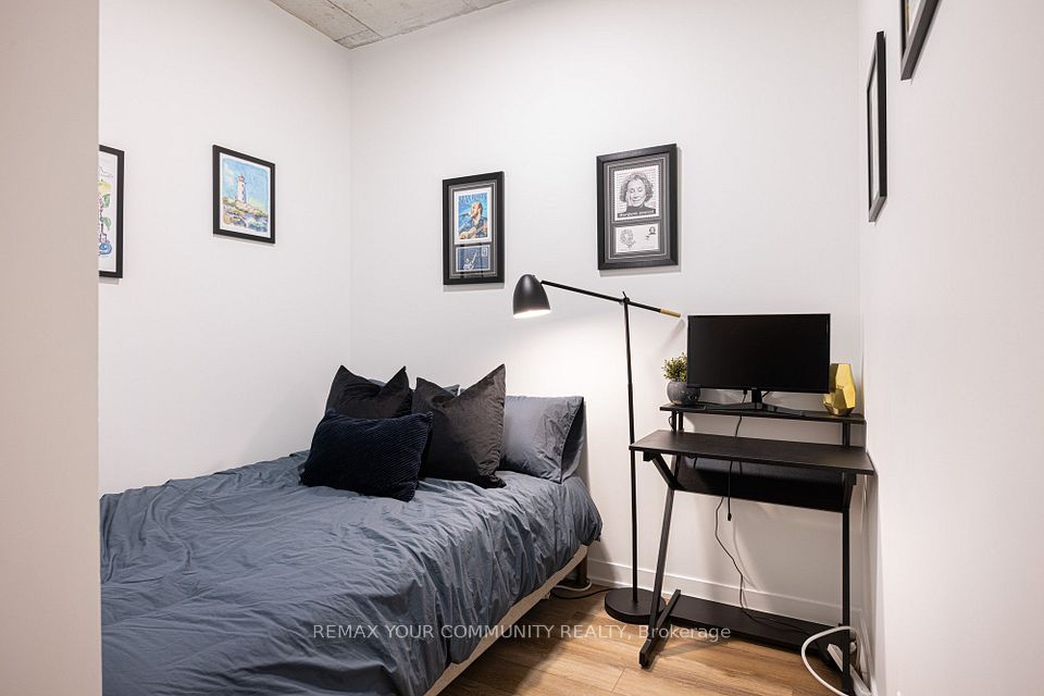 1808 St. Clair Avenue W 304, Toronto, ON M6N 0C1 23