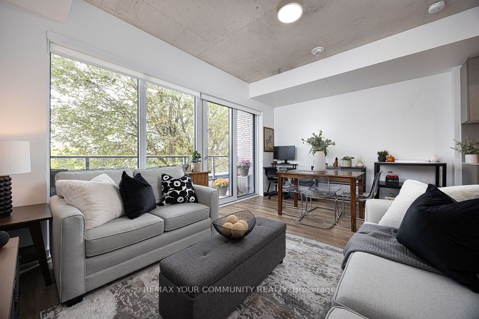1808 St. Clair Avenue W 304, Toronto, ON M6N 0C1 6