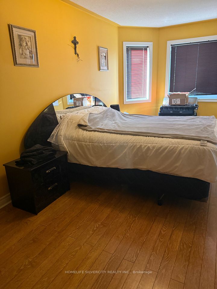 6 Eastview Gate, Brampton, ON L6P 1M6 9