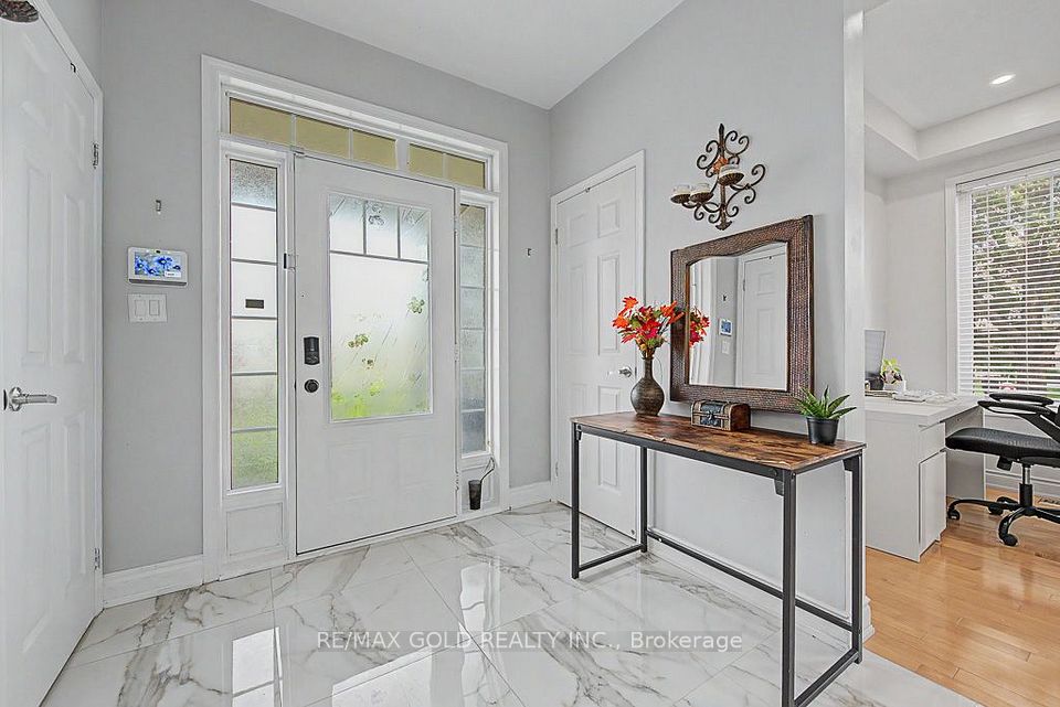 24 Haverty Trail, Brampton, ON L7A 0S2 8