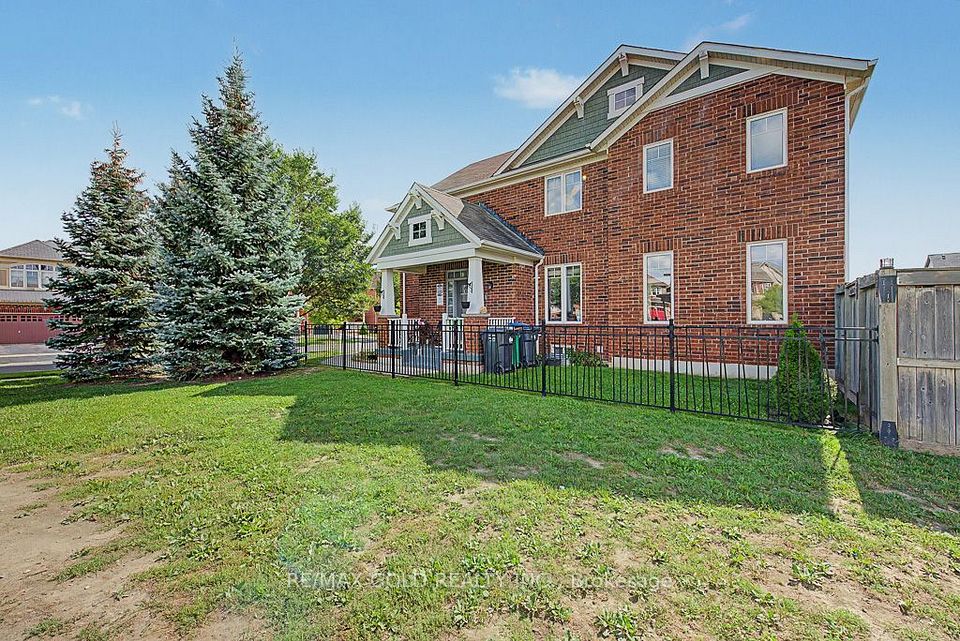 24 Haverty Trail, Brampton, ON L7A 0S2 3