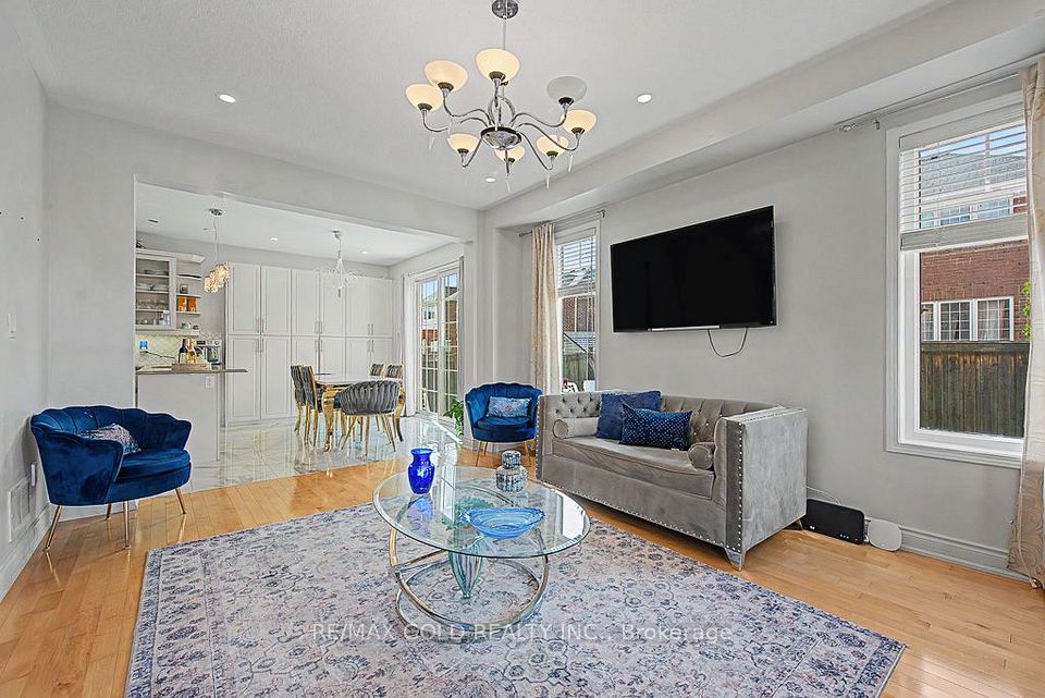 24 Haverty Trail, Brampton, ON L7A 0S2 14