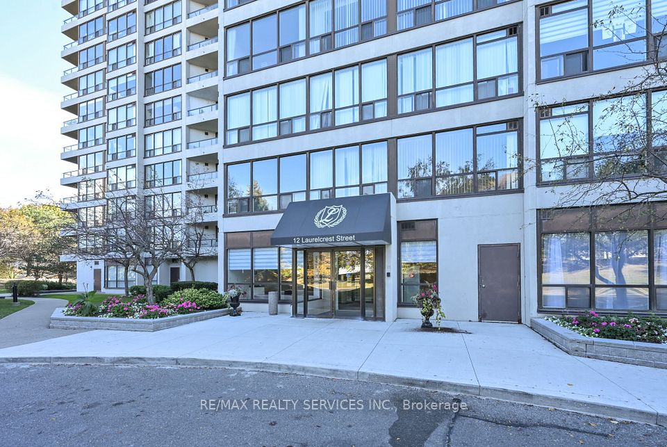 12 Laurelcrest Street 104, Brampton, ON L6S 5Y4 2