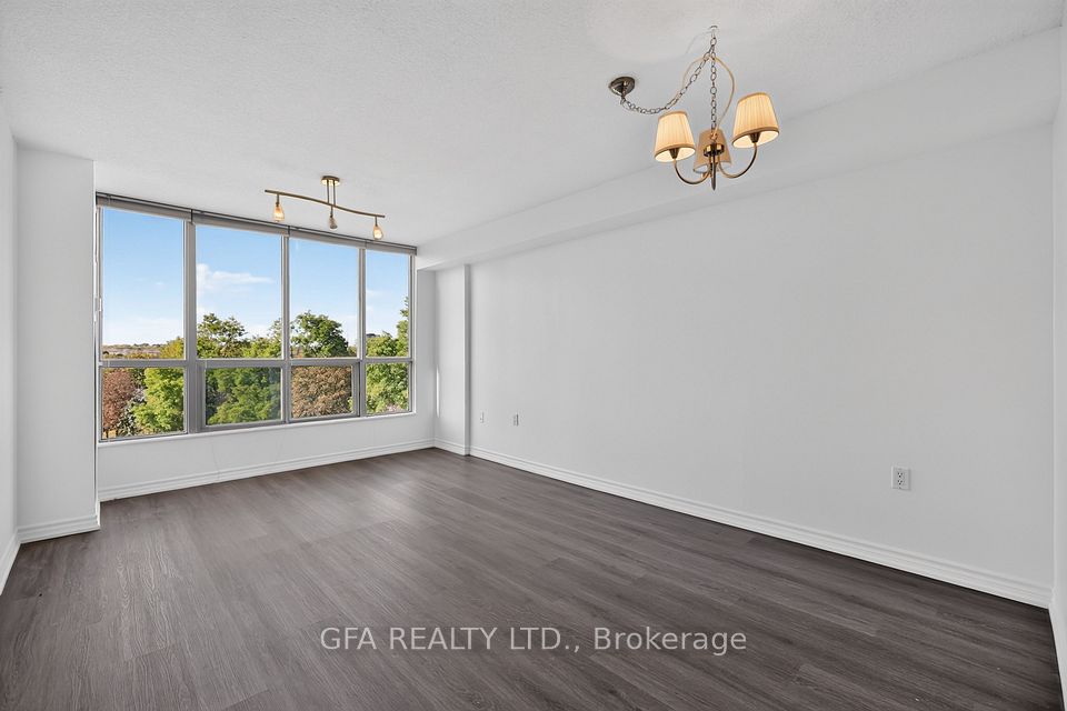 1110 Walden Circle 612, Mississauga, ON L5J 4R3 18