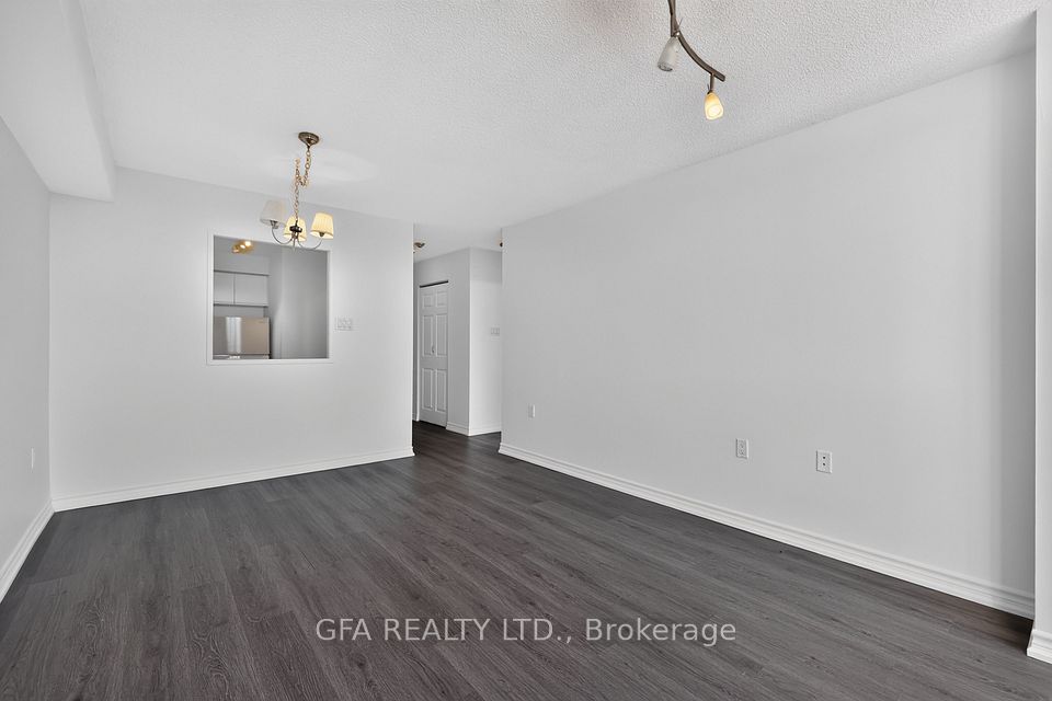 1110 Walden Circle 612, Mississauga, ON L5J 4R3 22