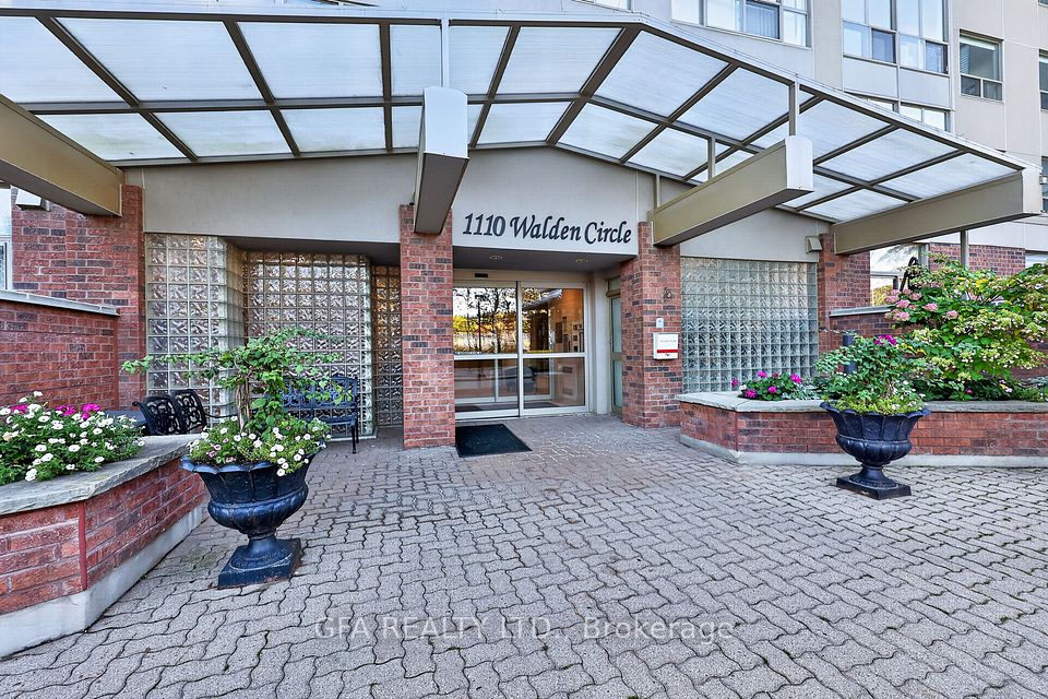 1110 Walden Circle 612, Mississauga, ON L5J 4R3 7