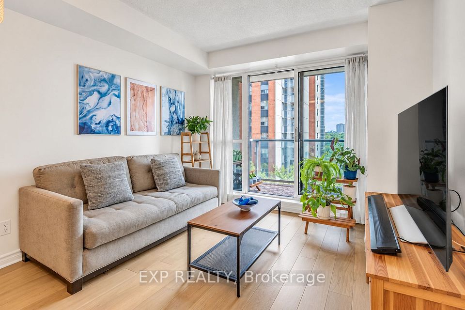 5 Michael Power Place 709, Toronto, ON M9A 0A3 16