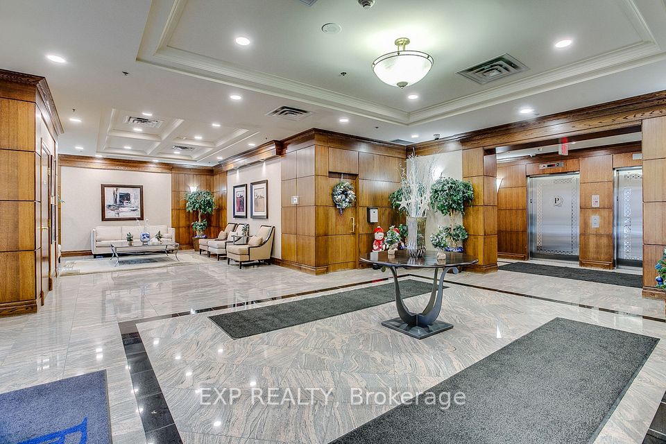 5 Michael Power Place 709, Toronto, ON M9A 0A3 21