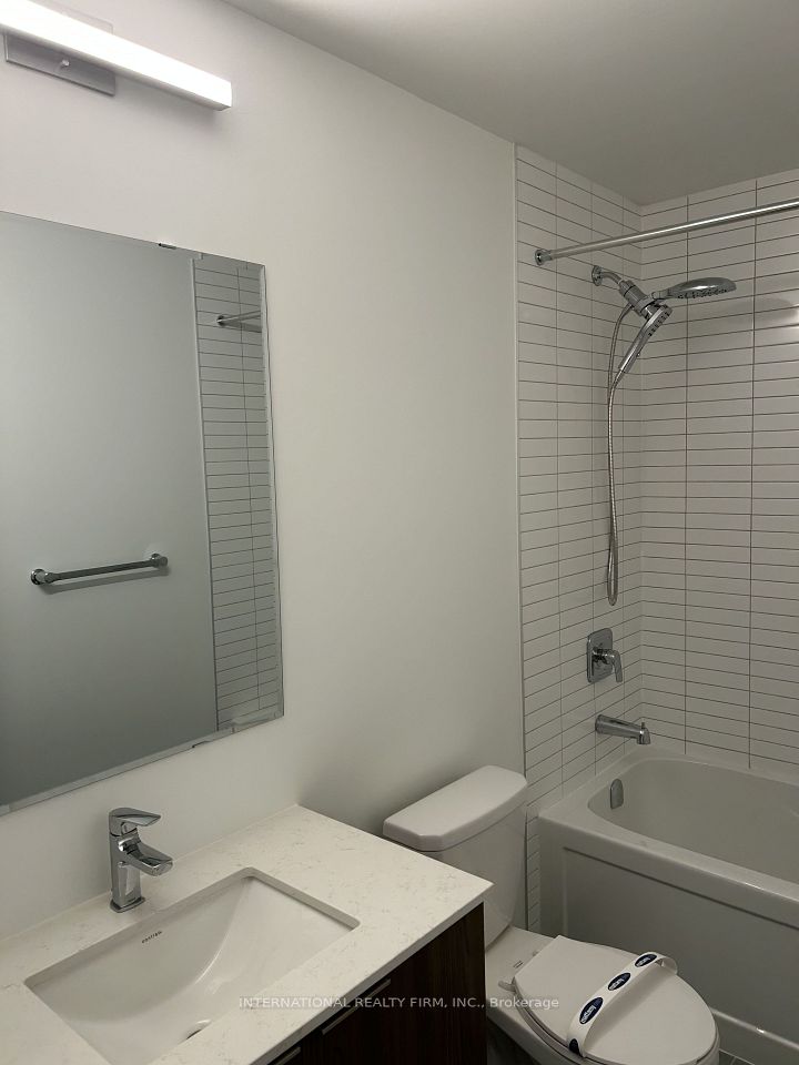 3008 William Cutmore Boulevard 307, Oakville, ON L6H 8A4 10