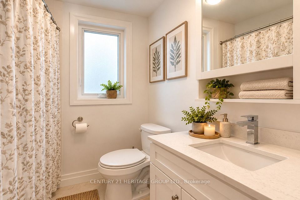 48 Stephen Drive, Toronto, ON M8Y 3M6 8