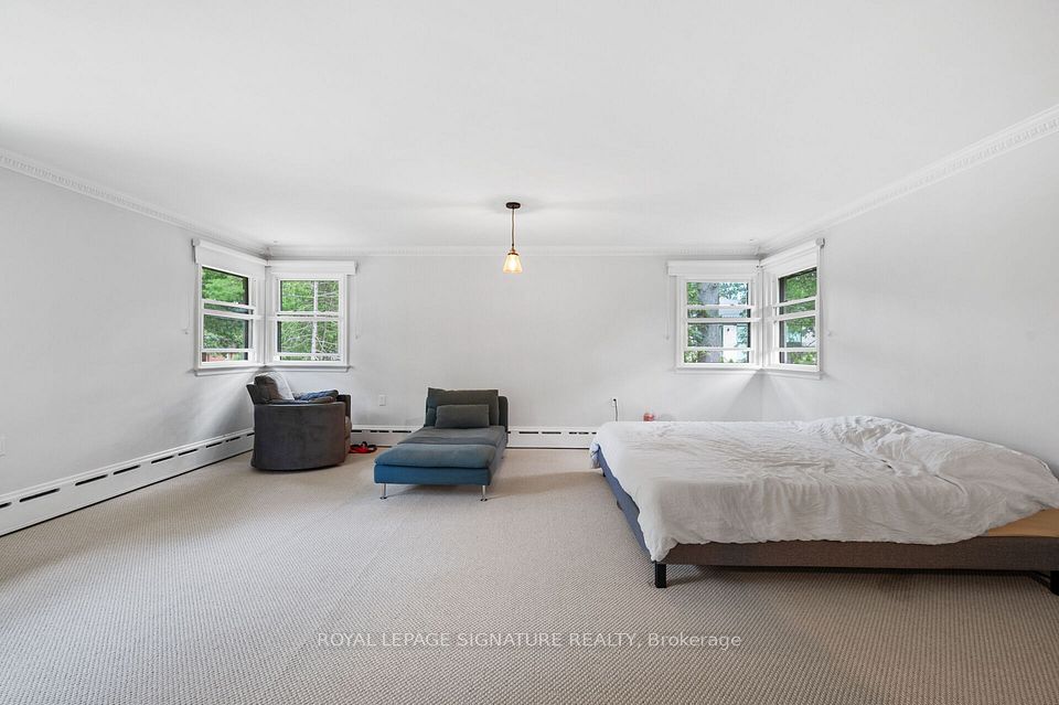 2234 Gordon Drive, Mississauga, ON L5B 1S9 13