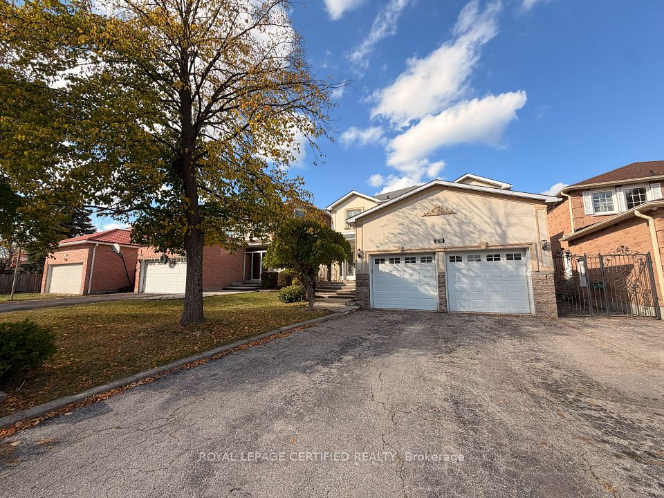 Detached at 1561 Wintergrove Gardens, Mississauga, ON L5M 3Z9