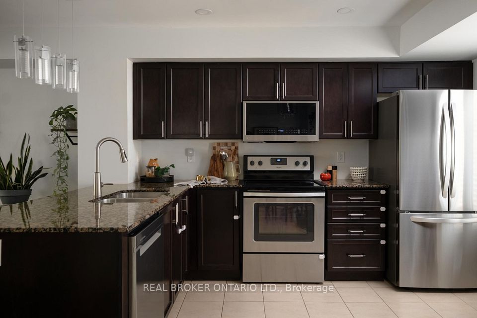 2280 Baronwood Drive 81, Oakville, ON L6M 0K4 7