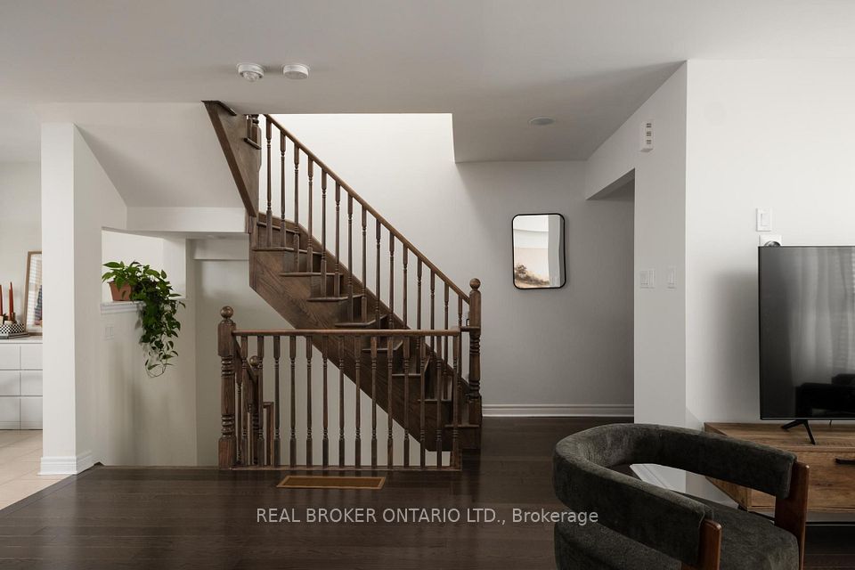 2280 Baronwood Drive 81, Oakville, ON L6M 0K4 11