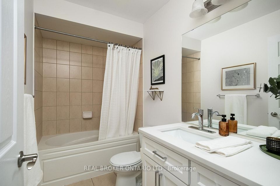 2280 Baronwood Drive 81, Oakville, ON L6M 0K4 17