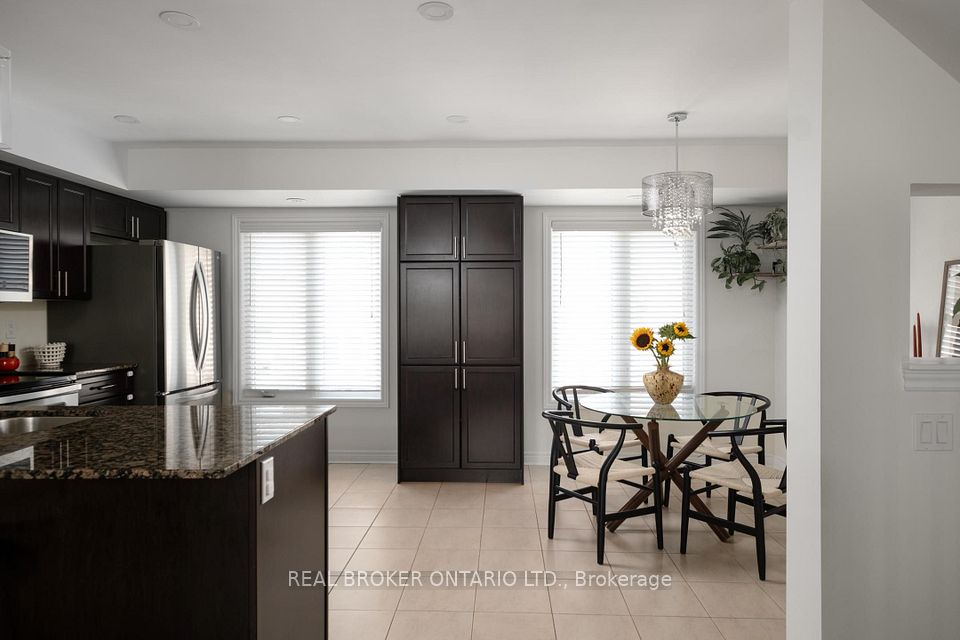 2280 Baronwood Drive 81, Oakville, ON L6M 0K4 8