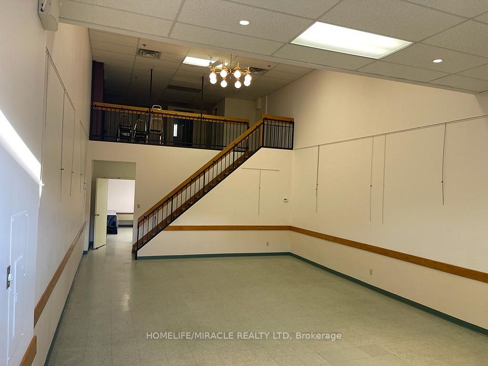 259 Traders Boulevard E 6, Mississauga, ON L4Z 2E5 5