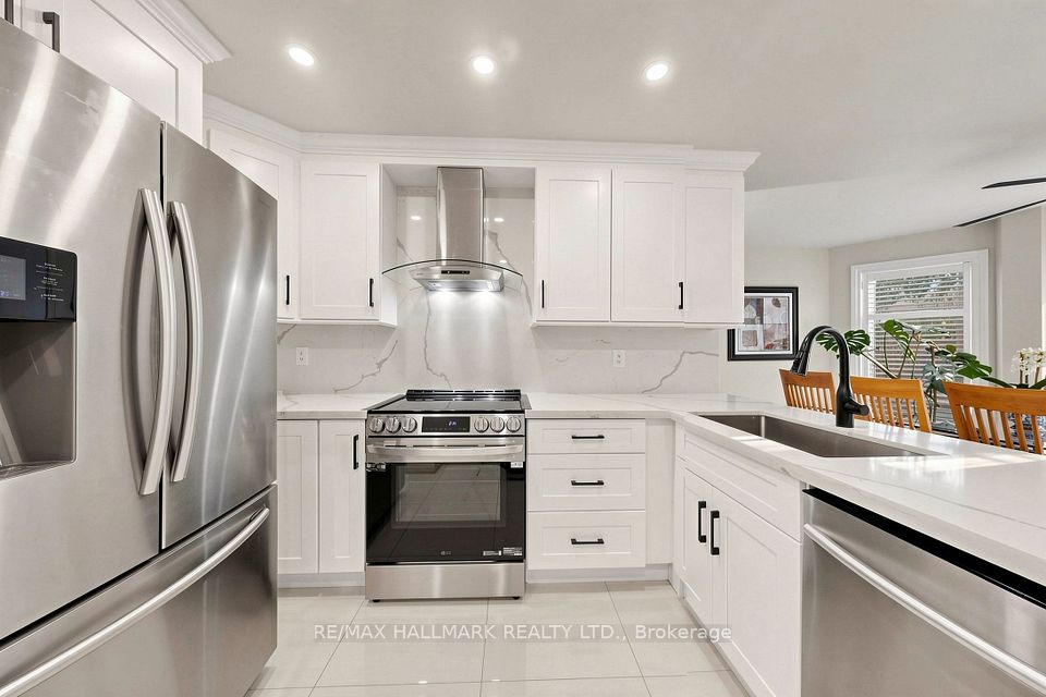 4478 Mayflower Drive, Mississauga, ON L5R 1S6 14