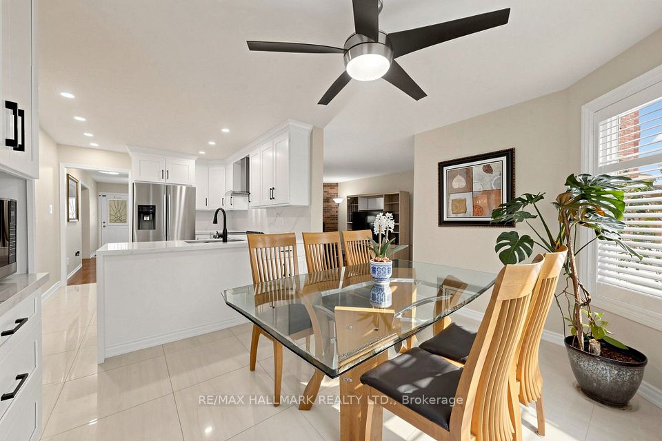 4478 Mayflower Drive, Mississauga, ON L5R 1S6 12