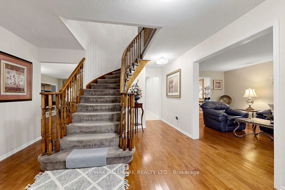 4478 Mayflower Drive, Mississauga, ON L5R 1S6 19