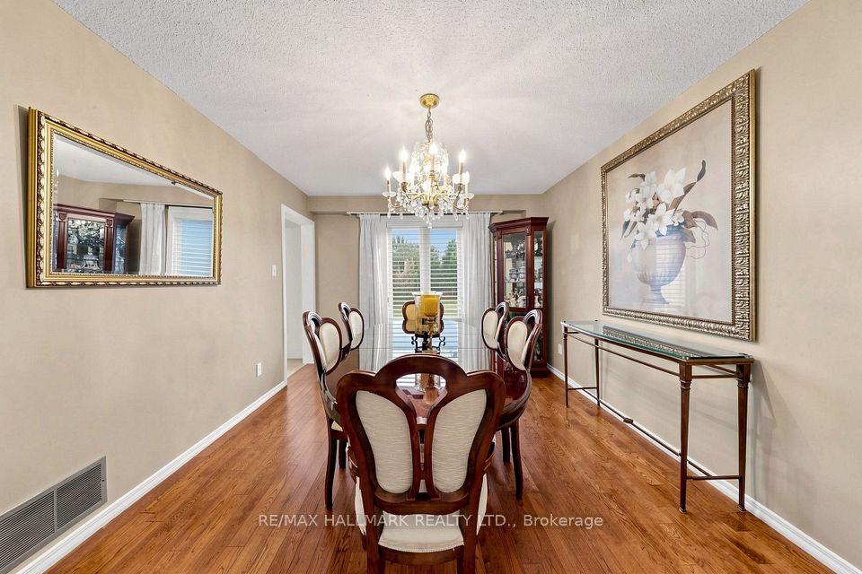 4478 Mayflower Drive, Mississauga, ON L5R 1S6 7